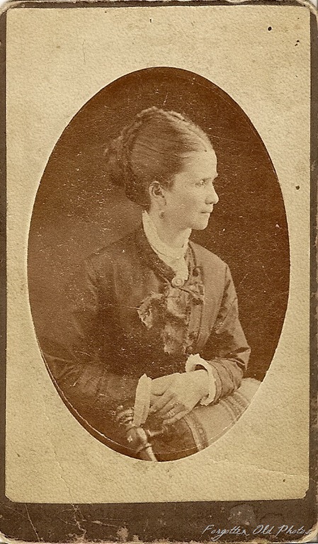 [Canadian%2520Lady%2520Cdv%2520Solway%255B14%255D.jpg]