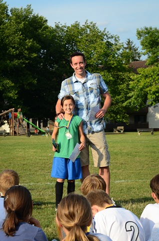 [Katie%2527s%2520award%255B3%255D.jpg]