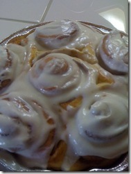 cinnamon rolls2