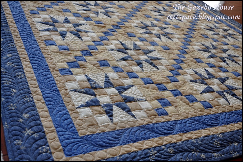 Indigo Satrs quilt 010