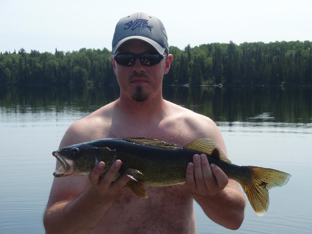 [Metionga%2520Walleye%2520pike%255B2%255D.jpg]
