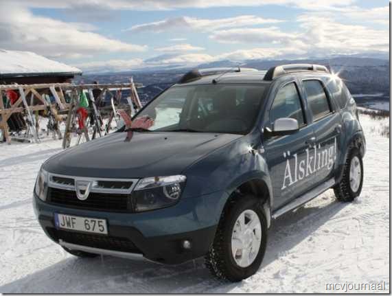 Dacia Duster in de winter 03