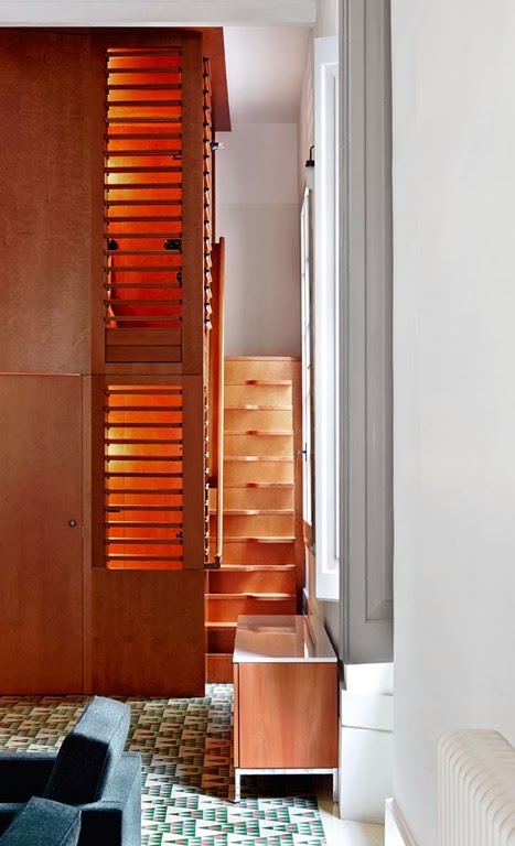 [8-Carrer-Avinyo-David-Kohn-Architects-Barcelona-photo-Jose-Hevia-Blach-yatzer.jpg]