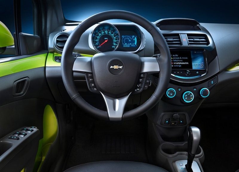 [2013-Chevrolet-Spark-Interior-desain%255B2%255D.jpg]