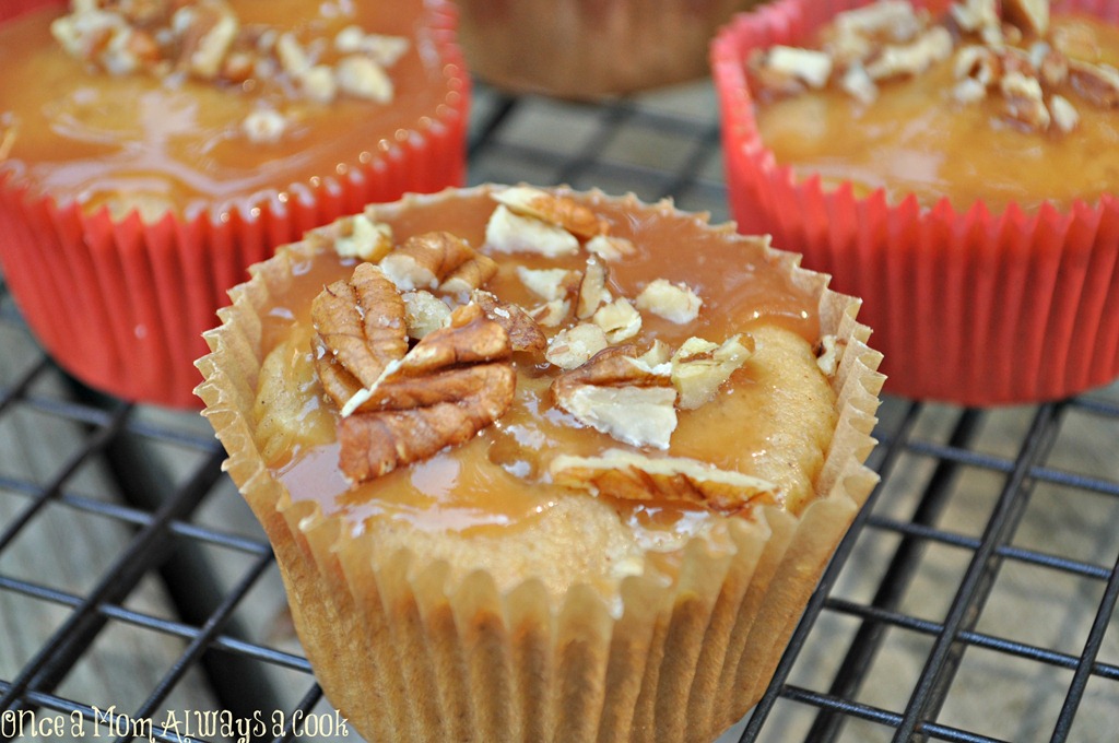 [Apple%2520Spice%2520Cupcakes%255B5%255D.jpg]