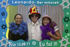 Fotos do evento Leonardo - 13.08.11. Foto numero 17 da Social Click Fotografia Digital, do Rio de Janeiro, RJ, que faz fotos divertidas, fotos malucas, fotos com fantasias, fotos na hora, fotografia maluca, fotografia divertida com molduras personalizadas. fotos divertidas malucas foto maluca animadas animado rj rio de janeiro divertida fantasia animada fotografias casamento cidade www fotografos