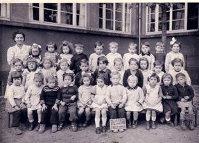 [1950-1951%2520Ecole-Ste-Therese%255B7%255D.jpg]