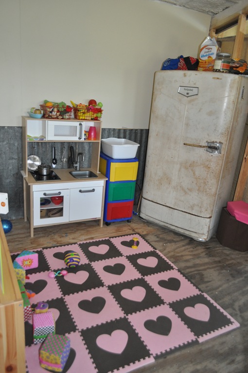 [schollroom%25202012%2520001%255B8%255D.jpg]