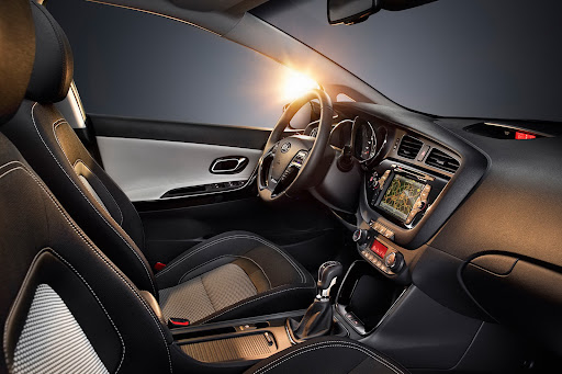 Kia-Ceed-03.jpg
