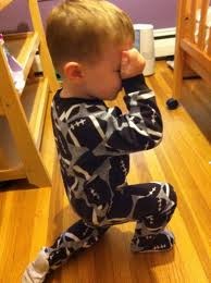 [LittleBoyTebowing%255B3%255D.jpg]