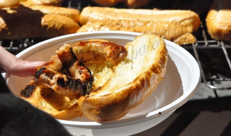[salsiccia%2520condita%2520rustuta%2520%252811%2529%255B4%255D.jpg]