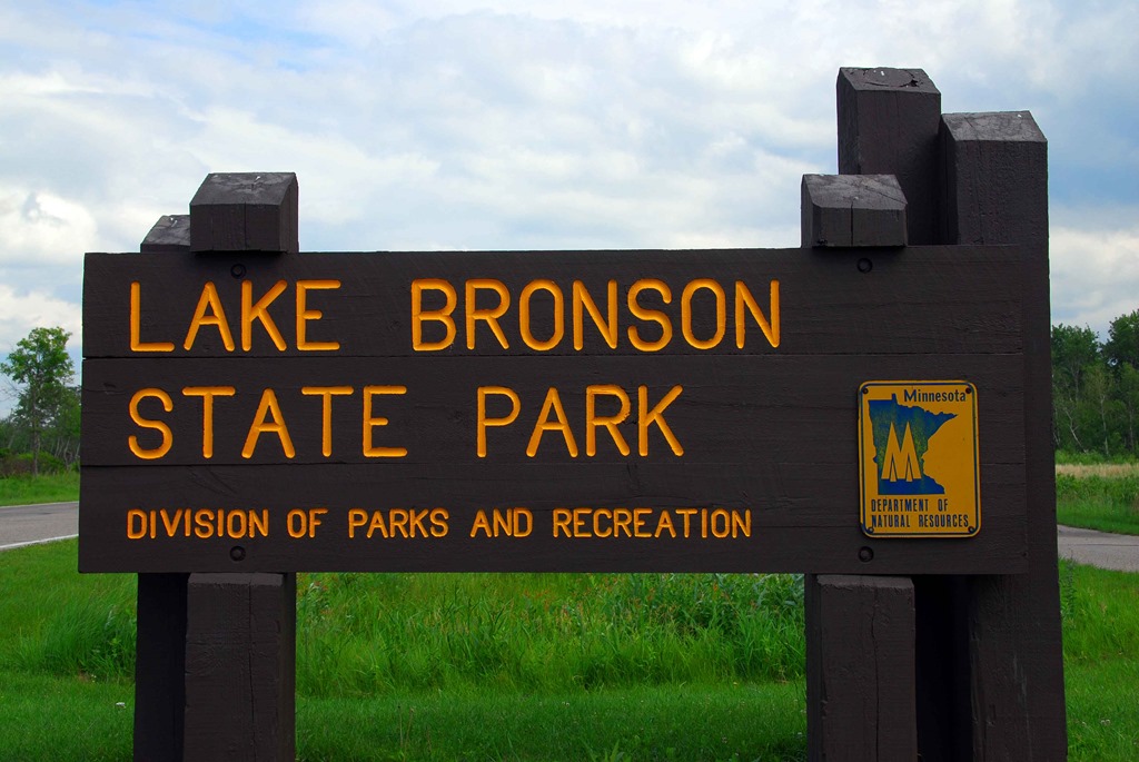 [Lake-Bronson-Sign3.jpg]