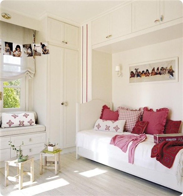 dormitorio_infantil_cama_y_ventana_492x519 dormitorio_infantil_cama_y_ventana_492x519