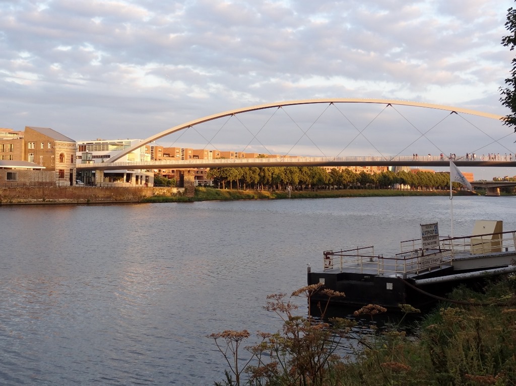 [DSC09462%2520%25281200x899%2529%255B4%255D.jpg]