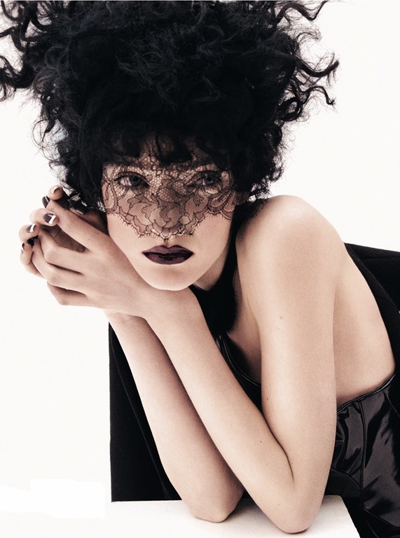 [harpers-bazaar-singapore-october-2013%255B5%255D.jpg]