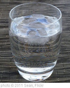 'Glass of Water' photo (c) 2011, Sean - license: http://creativecommons.org/licenses/by-nd/2.0/