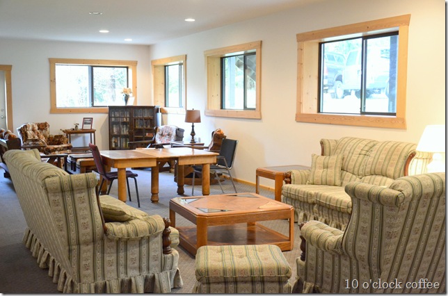guest library lounge