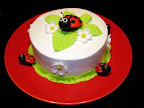 Ladybug smash cake