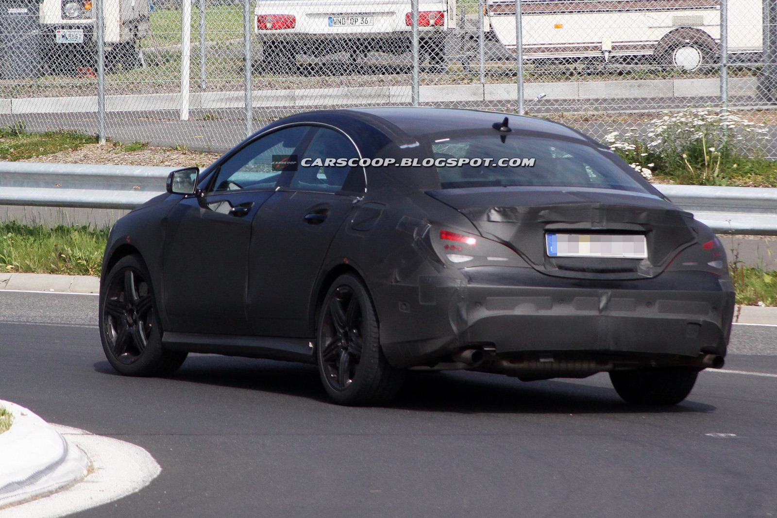 [2014-Mercedes-Benz-CLA45-AMG-6%255B3%255D.jpg]