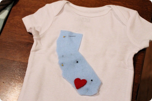 easy diy onesie for baby shower