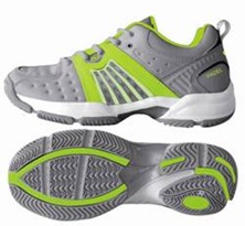 La marca VISION lanza tres nuevos modelos de zapatillas serie V-MAX Colecci&oacute;n 2011.