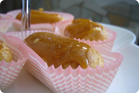 éclairs (10) éclairs (10)