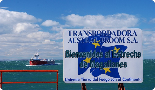 Travessia pelo Estreito de Magalhães Travessia pelo Estreito de Magalhães