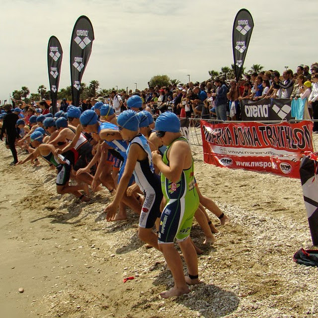 PARTENZA NUOTO CONTROLLO GENITORI.jpg