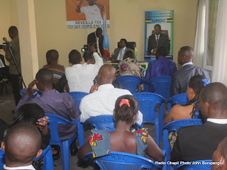 Des journalistes lors d'une conférence de presse tenue le 20/09/2011 à Kinshasa, par Kakese Malela François Nicéphore, président de URDC et candidat à la présidentielle 2011. Radio Okapi/ Ph. John Bompengo