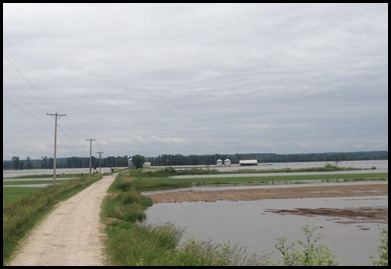 flooding by MS River close to Elsberry