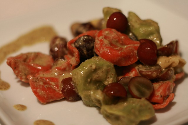 tortellini with red grapes 025