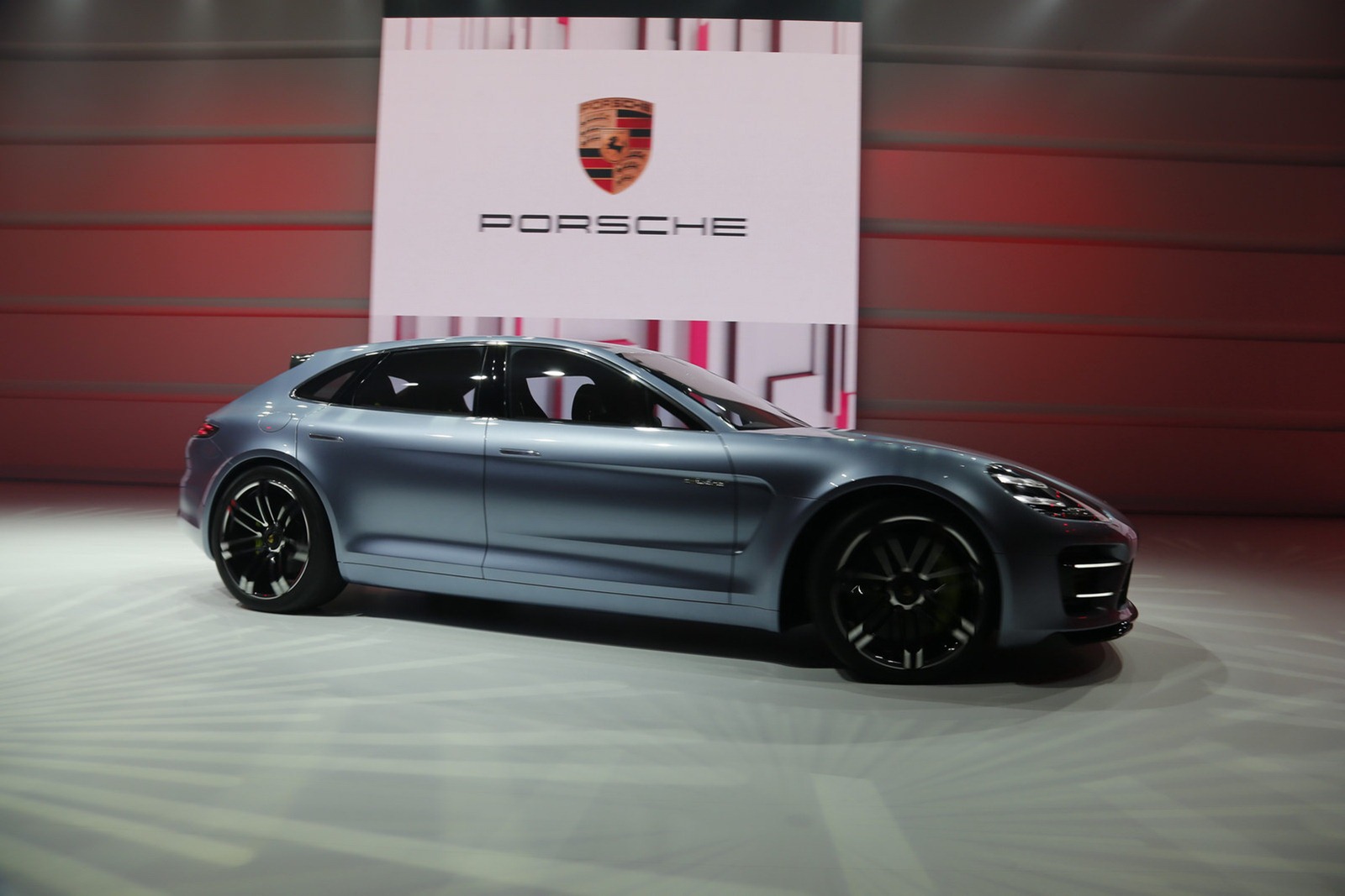 [Porsche-Panamera-Sports-Turismo-C-21%255B2%255D.jpg]