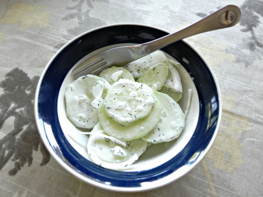 [german-cucumber-salad-recipe52.jpg]