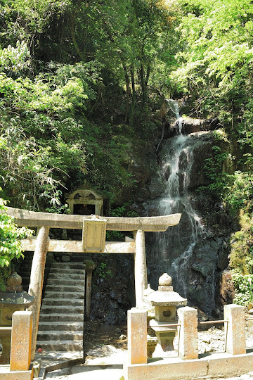 鳴滝