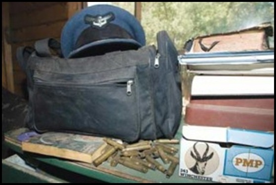 RATTE Willem BALMORAL illegal raid_2010.09.30 BOOKS old SADF cap