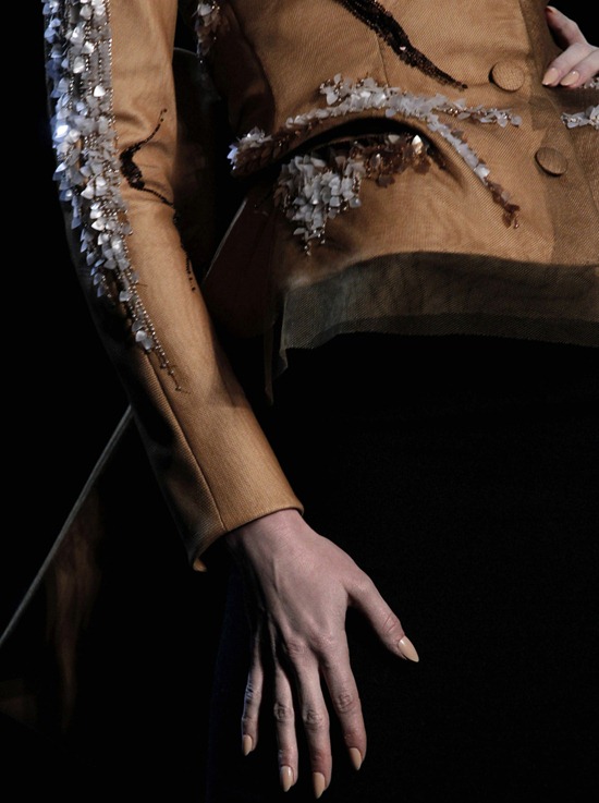 christian-dior-couture-spring-2011-1 christian-dior-couture-spring-2011-1