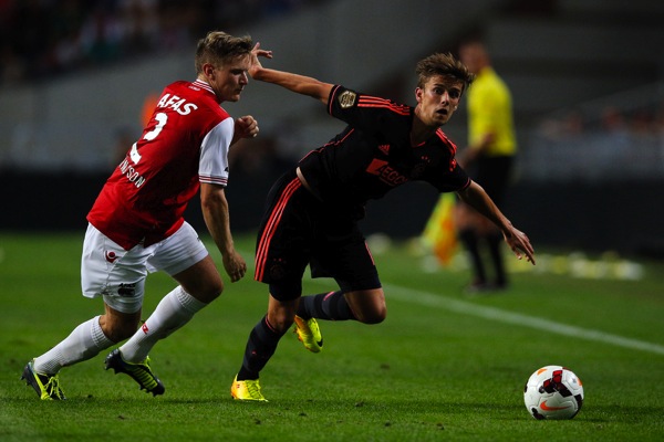 AZ+Alkmaar+v+Ajax+Amsterdam+Johan+Cruyff+Shield+onuYav107cbx.jpg AZ+Alkmaar+v+Ajax+Amsterdam+Johan+Cruyff+Shield+onuYav107cbx