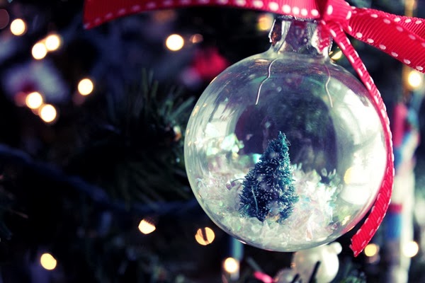 DIY Snow Globe Ornament with Bottle Brush Tree - Christmas Craft