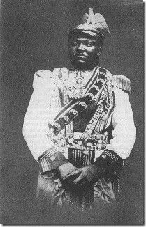 Rei Njoya com uniforme