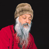 13.Waves Of Love - osho398.JPG