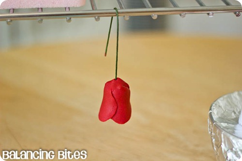 How to make gum paste roses (9)