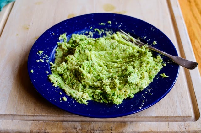 [guacamole%2520and%2520chips-15596%255B3%255D.jpg]