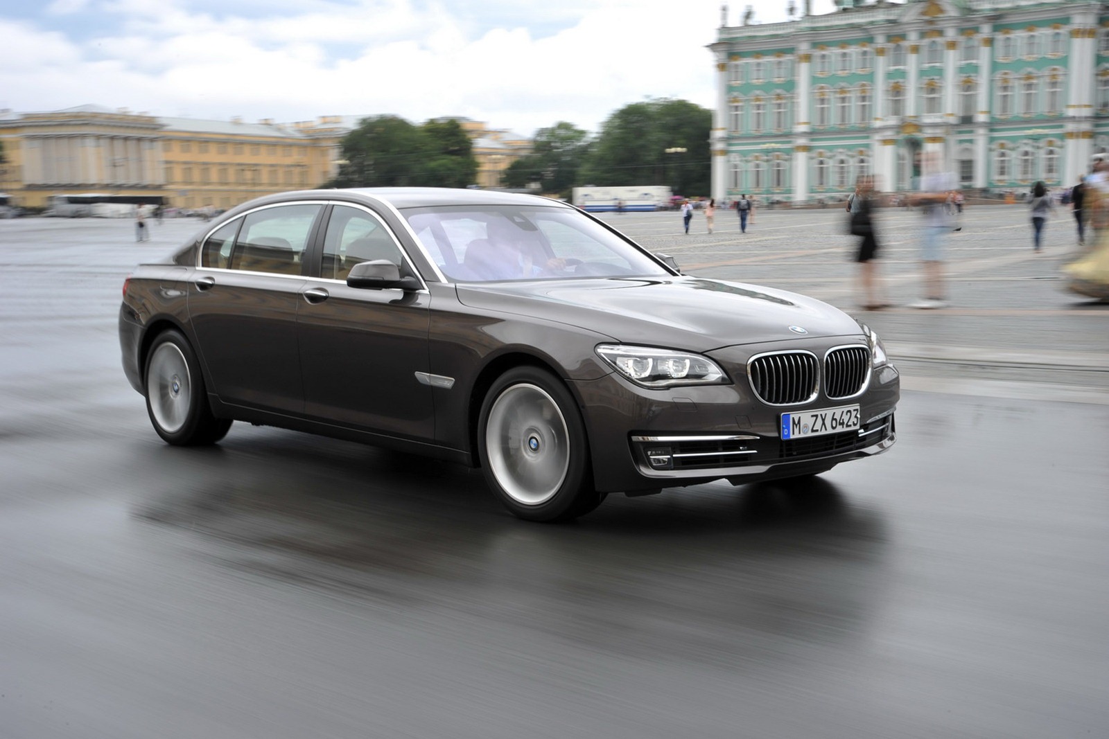 [2013-BMW-7-Series-65%255B2%255D.jpg]
