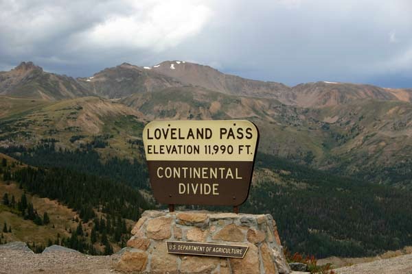 [loveland_pass2.jpg]