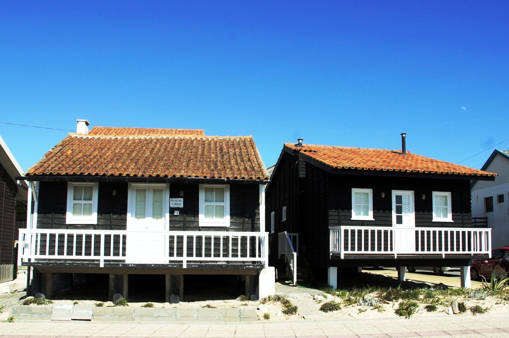 [Gl%25C3%25B3ria%2520Ishizaka%2520-%2520Tocha%2520-%2520%2520praia%2520da%2520Tocha%2520%2520-%2520palheiros%255B4%255D.jpg]