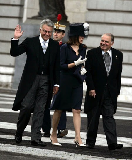 Felipe González llegó con su mujer Carmen