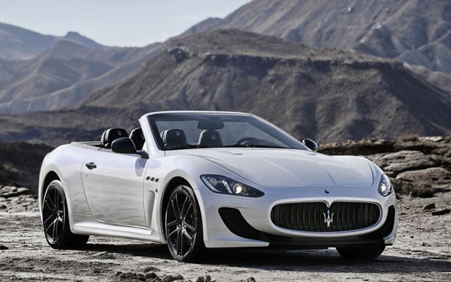 [2013-Maserati-GranCabrio-MC-front-three-quarter1%255B5%255D.jpg]