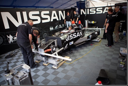 nissan-deltawing-repaired-in-less-than-24-hours-video_3