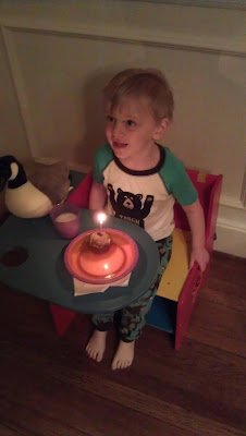 helping mommy celebrate