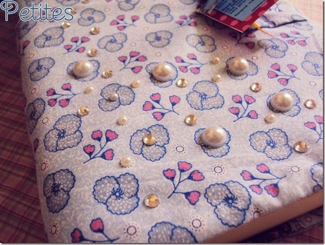 capa de livro com strass_04 capa de livro com strass_04